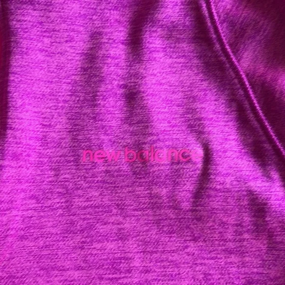 New Balance pullover - Picture 2 of 5
